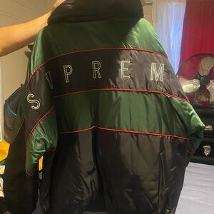Supreme Men's Black and Green Puffer Jacket